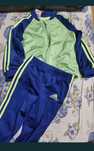 Vând trening adidas 12-18 luni