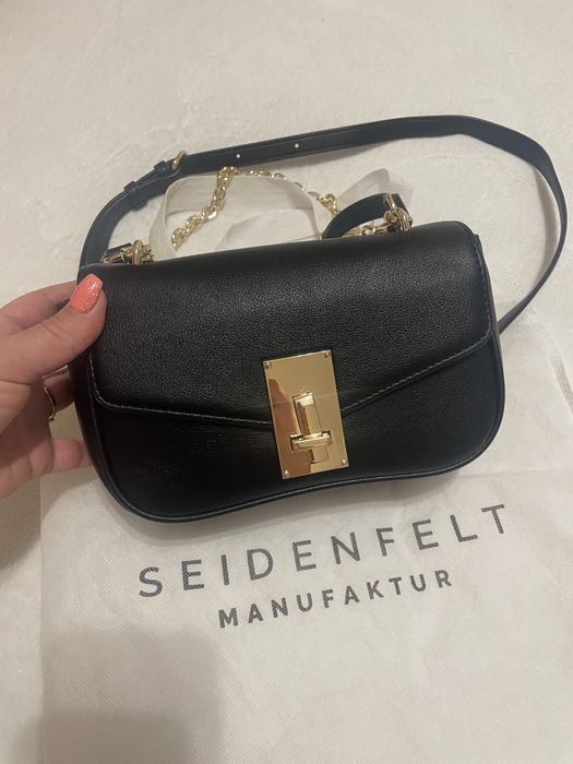 Дамски ранички и чанти