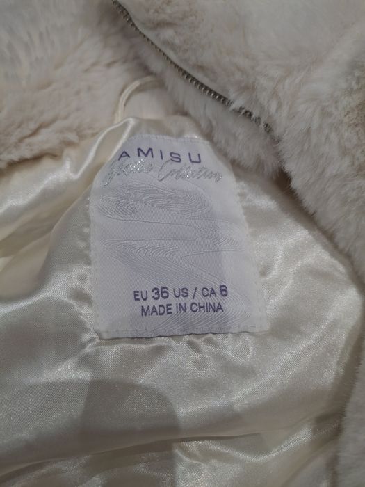 Пухкав елек. С размер, носен веднъж.