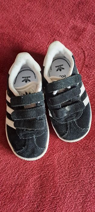 Tenisi adidas 25