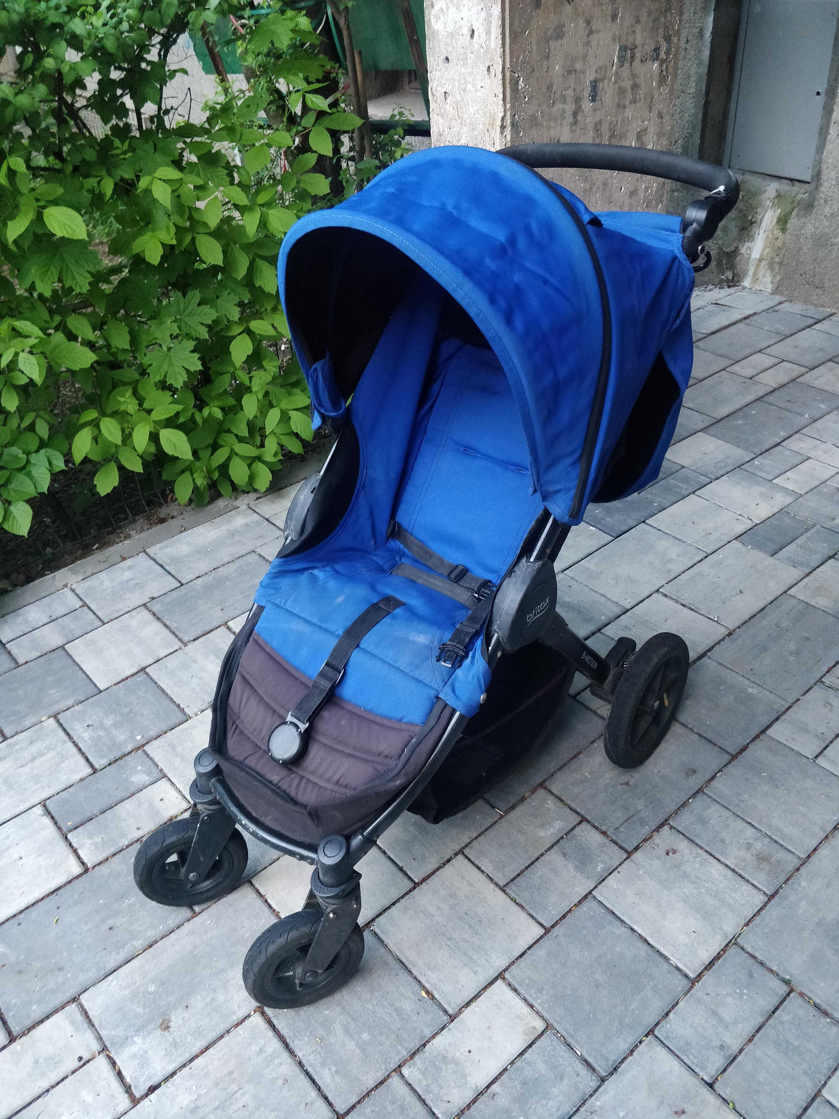 Vand pachet Britax carucior + scoica + landou