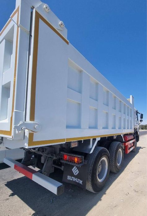 Срочно сотилади HOWO самосвал 2022 йил