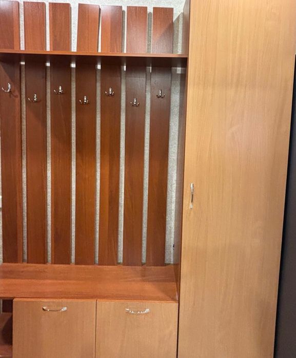 Шкаф для прихожей