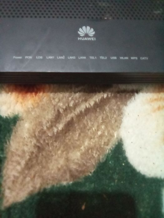 Router Huawei HG8247W5