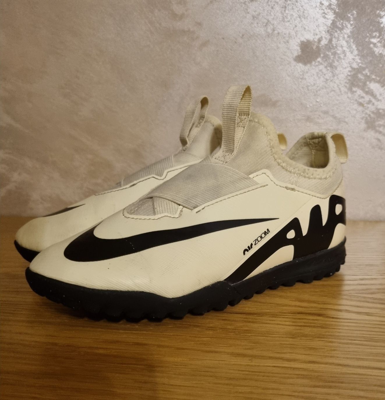Футболни обувки Nike JR ZOOM VAPOR 15 ACADEMY TF, Adidas Messi