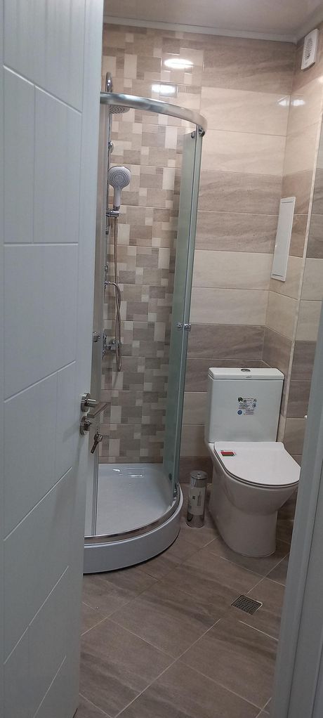 Дава се под наем Тристаен апартамент в Пловдив, Остромила - 85 кв.м за 484.5 € - Снимка #4