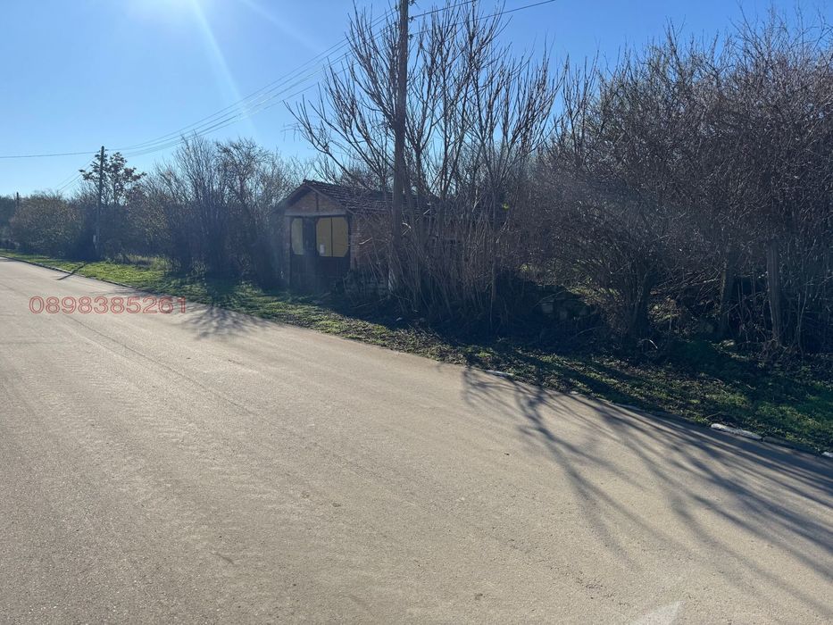 Къща в Добрич, област-с.Росица площ 80 цена 9900