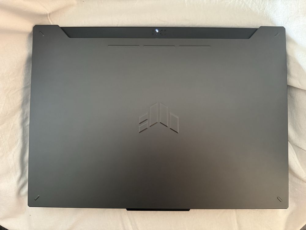 Лаптоп Asus TUF F15/QHD 165Hz 100% DCI-P3/i7 12700H/RTX 4060/1TB SSD/