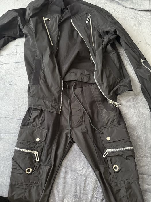Pantaloni vagabond