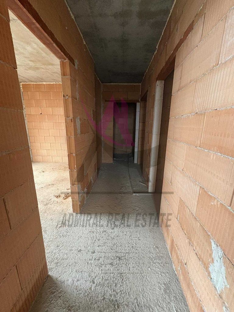 Продава се Двустаен апартамент в Варна, Възраждане 3 - 70 кв.м за 1543 €/кв.м - Снимка #5
