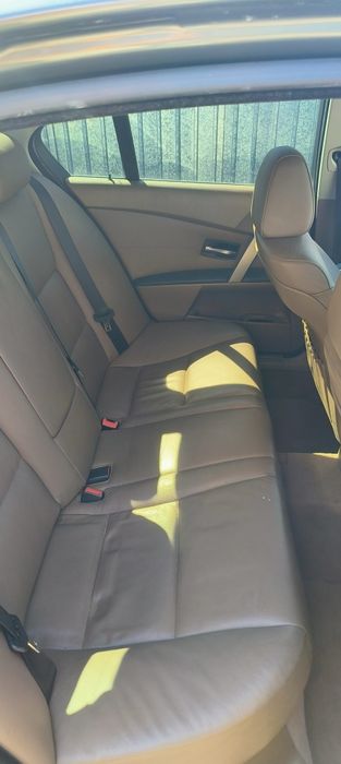 Vând BMW E60 520D