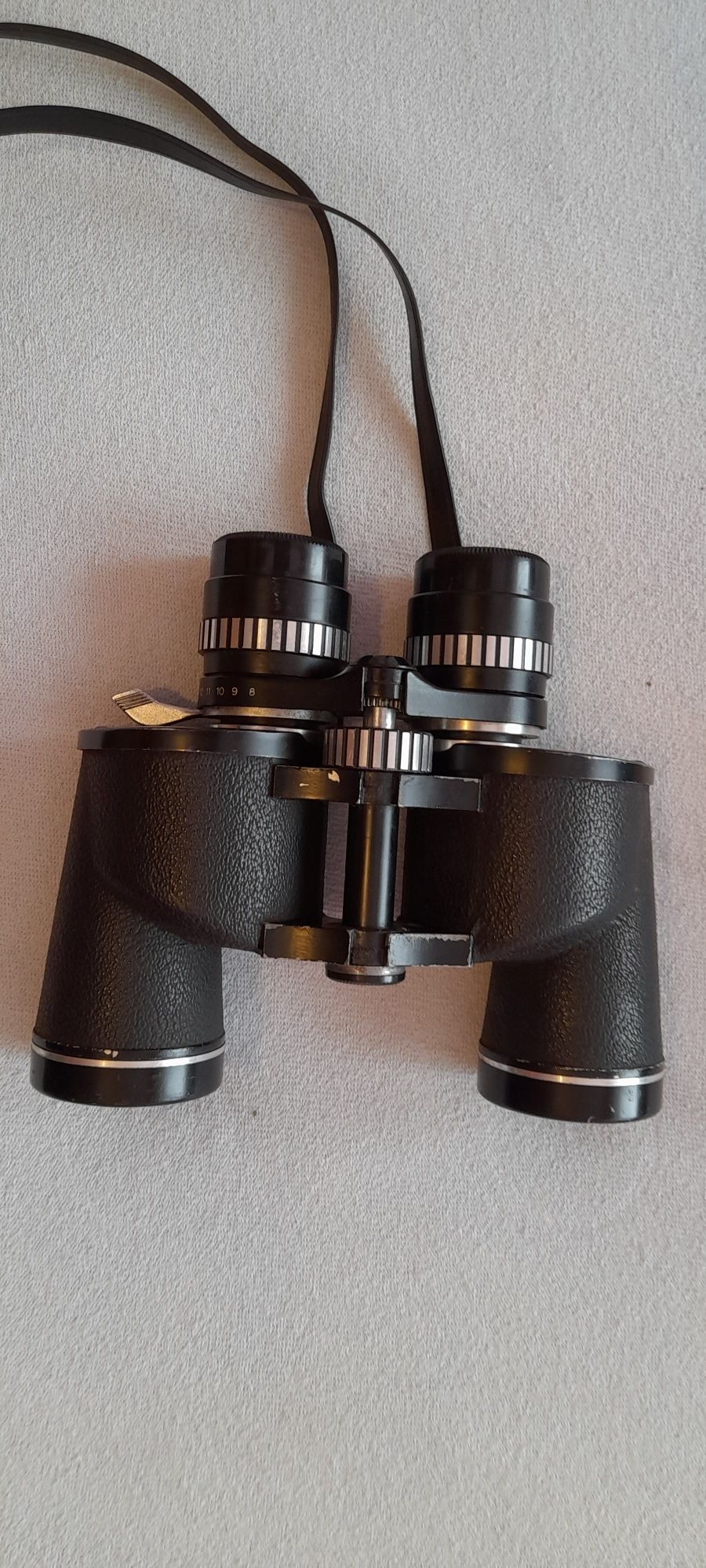 Binoclu Feria Coated Optics 8x-18x40 at 1000m