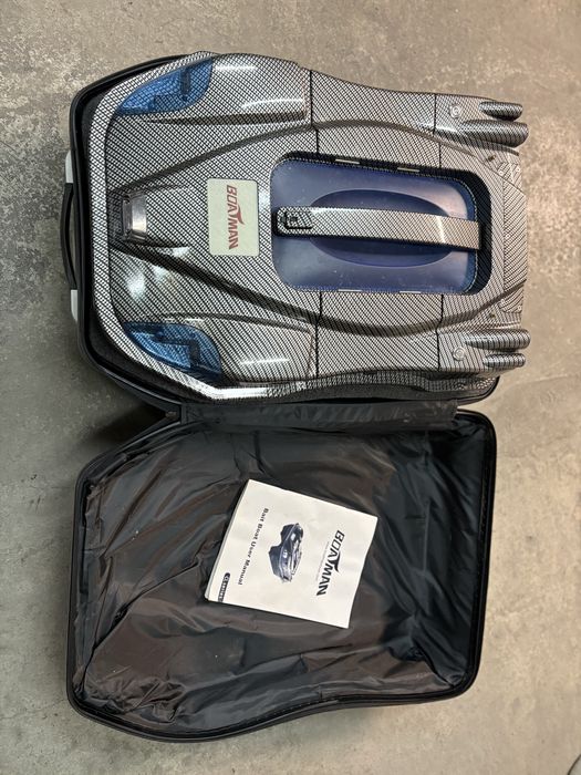 Лодка за захранка Boatman  с GPS и сонар !