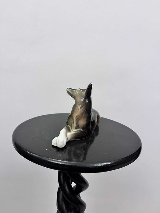 Bibelou statueta figurina ROYAL DUX Bhoemia portelan marcat bibelouri