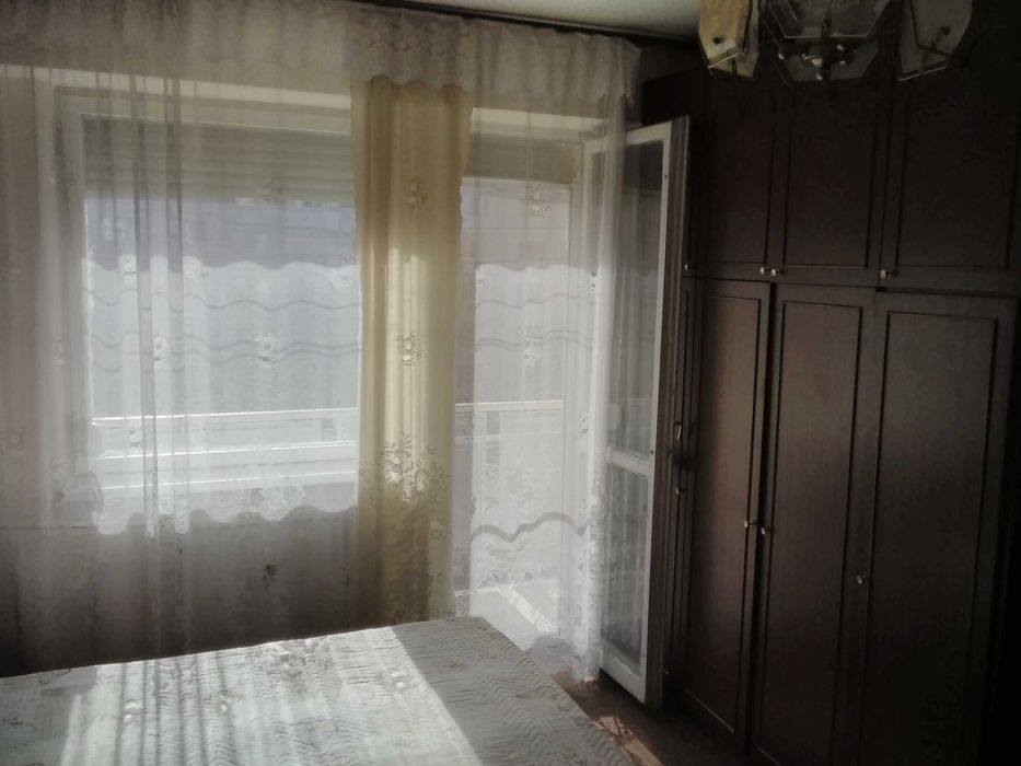 Продавам етаж от къща в центъра на Котел