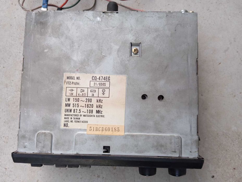 Casetofon auto vintage Panasonic CQ-474EG – Auto Reverse