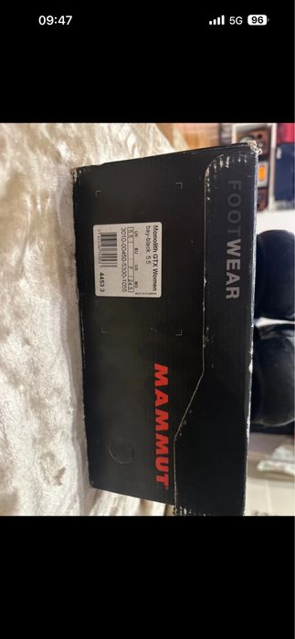 Bocanci Mammut iarna semiautomati