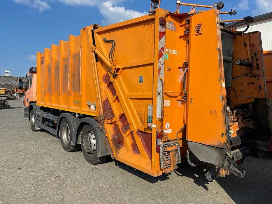 Autoutilitară Gunoieră SCANIA 6X2 ECONIC Zöller 2301 Delta Premium