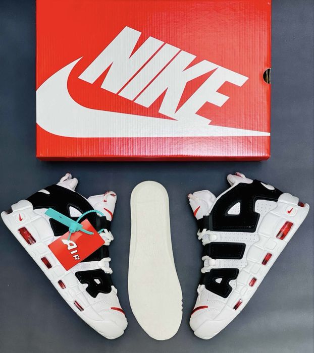 Adidasi Nike Uptempo