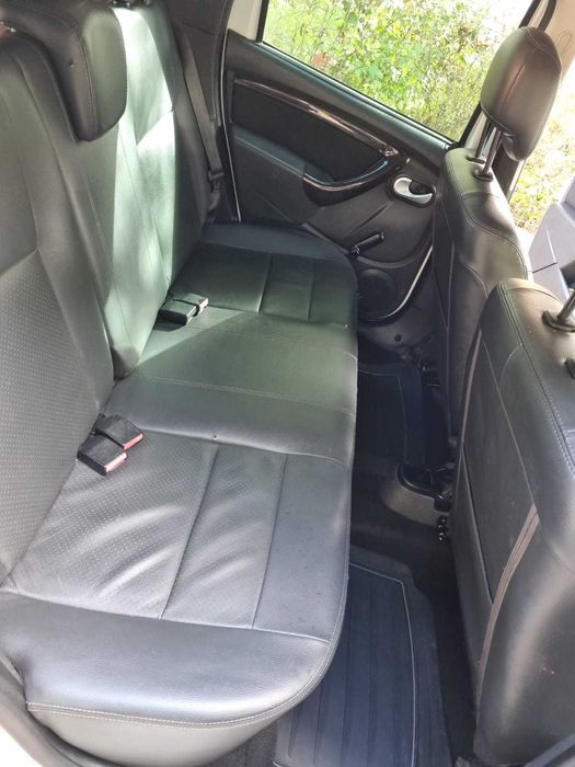 Dacia Duster 4x4 1.5 cdi 110cp Euro 5,
Prestige, Adus din Germania