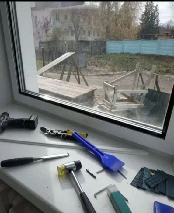 Ремонт пластиковых окон. Устранение продуваний