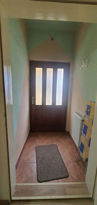 Închiriez apartament la casă, în Turnișor, unei familii fară copii