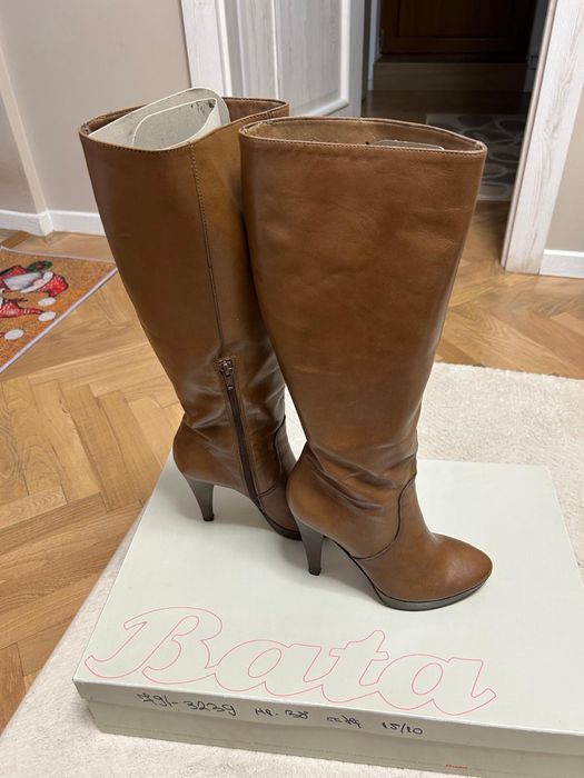 Cizme piele Bata marime 38 ,toc de 10