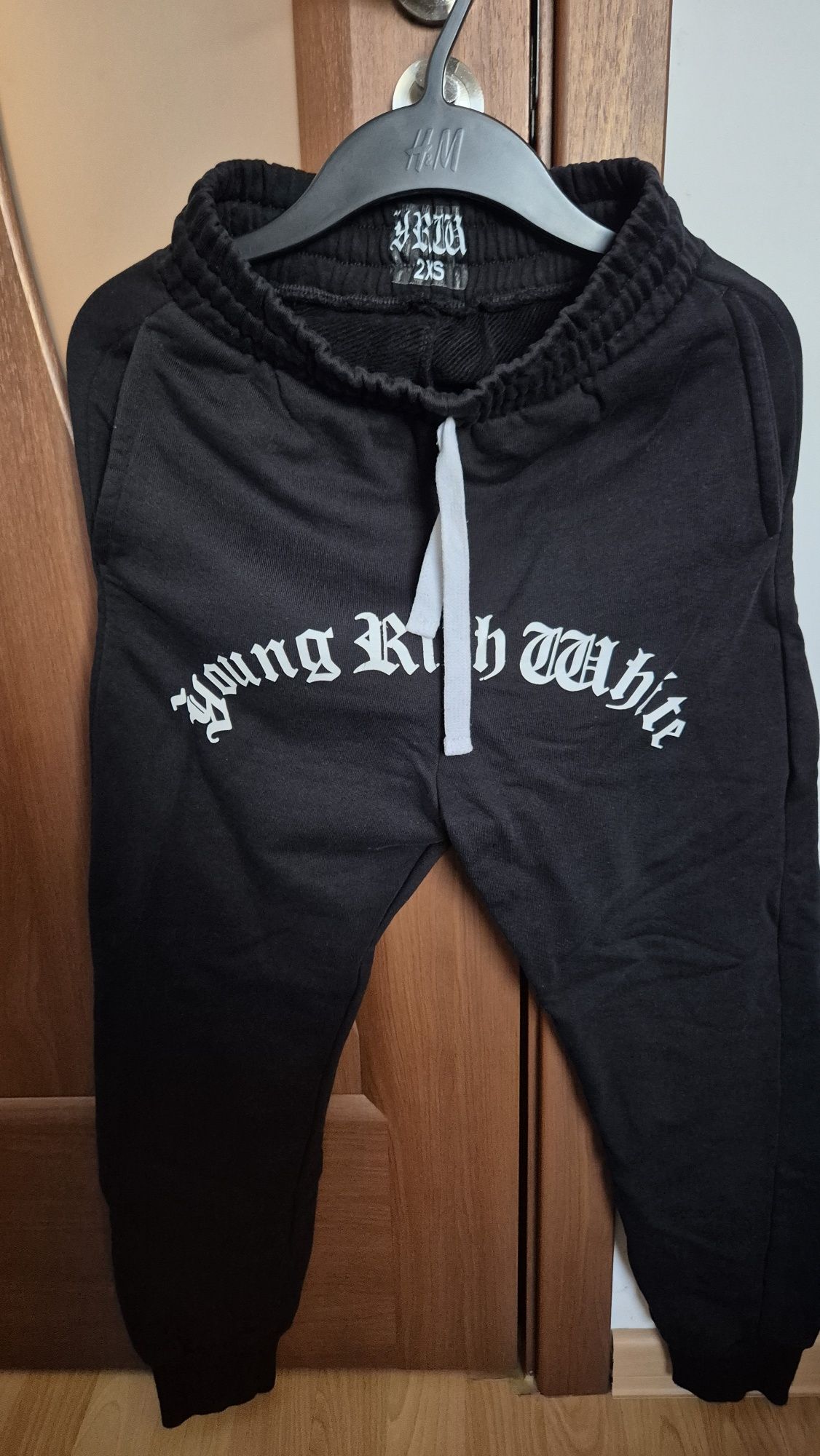 Trening Young Rich White