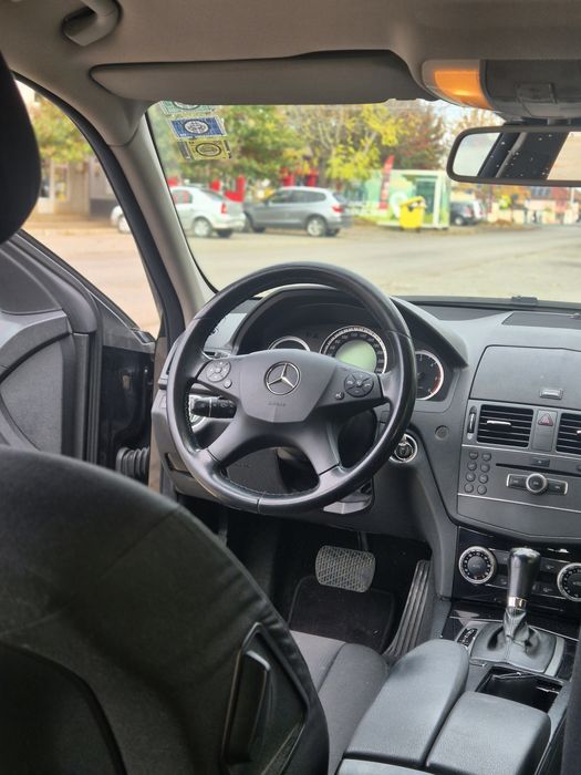 Mercedes C-Class BlueEFFICIENCY 2.2 Diesel – 2011 – înmatriculat RO