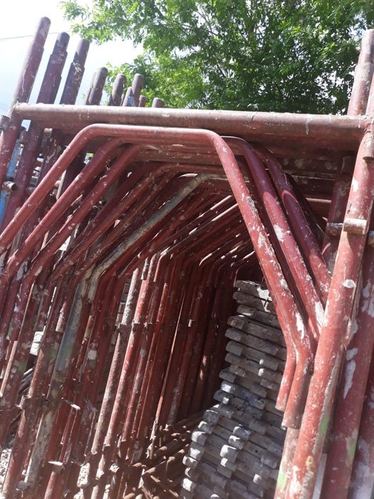 Schele metalice italiene