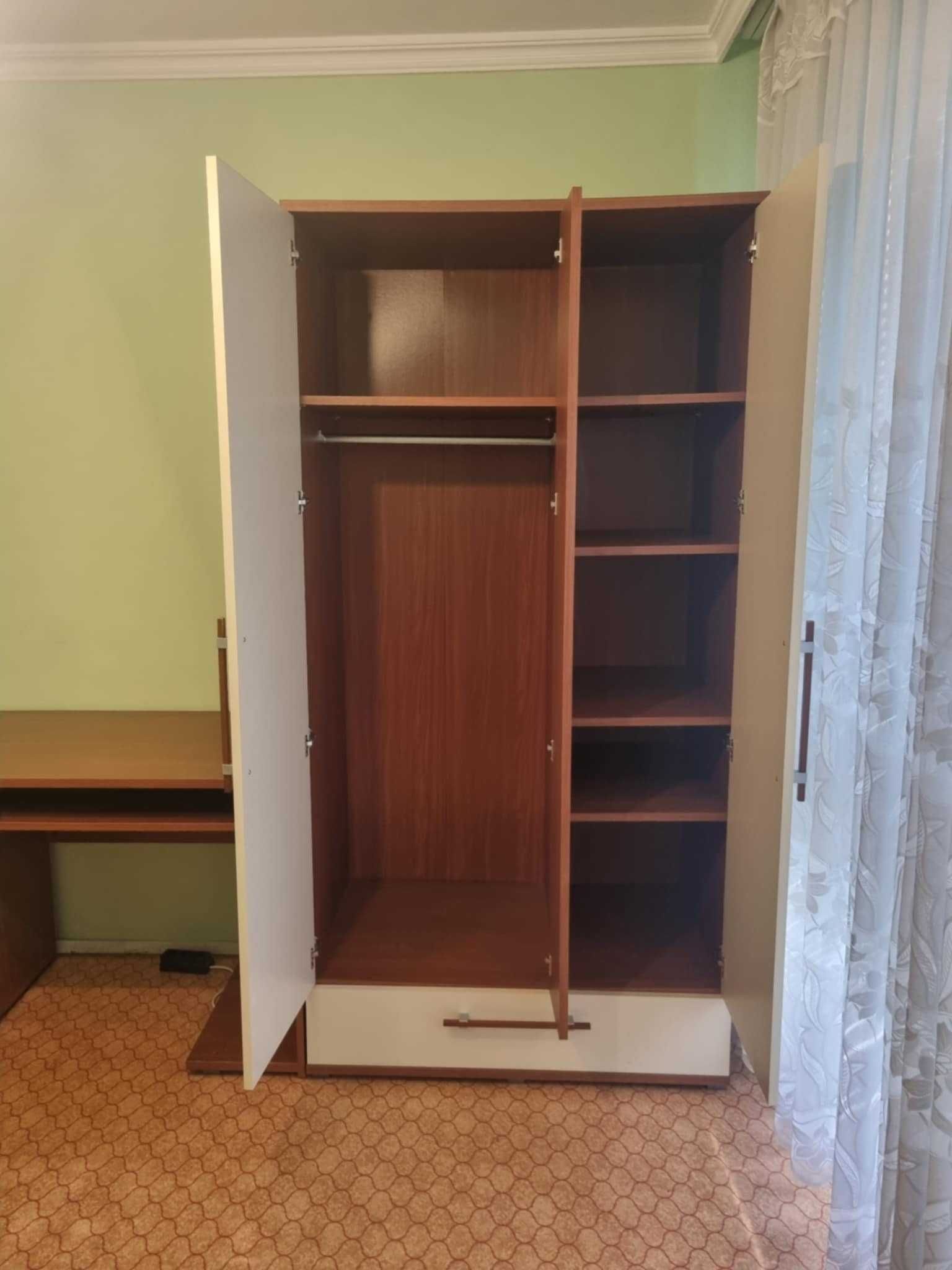Комлект мебели за спалня