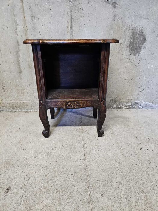 Шкафче в стил Луи 15