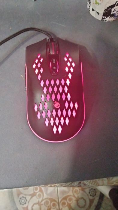 Mouse Vortex nou cu fir