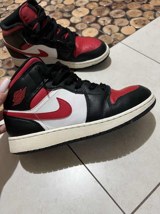 Jordan 1 air mid,marimea 39,originali