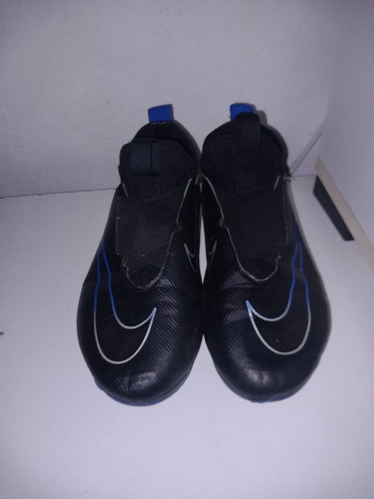 Vand ghete de fotbal