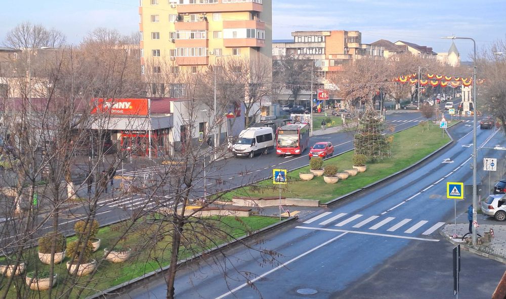 Apartament 3 camere decomandat