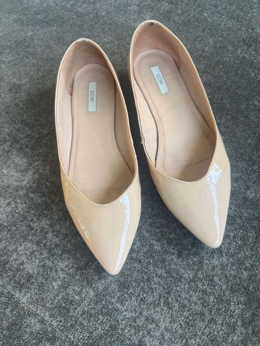 Balerini Kiomi, bej, piele naturală lăcuită, mărimea 40