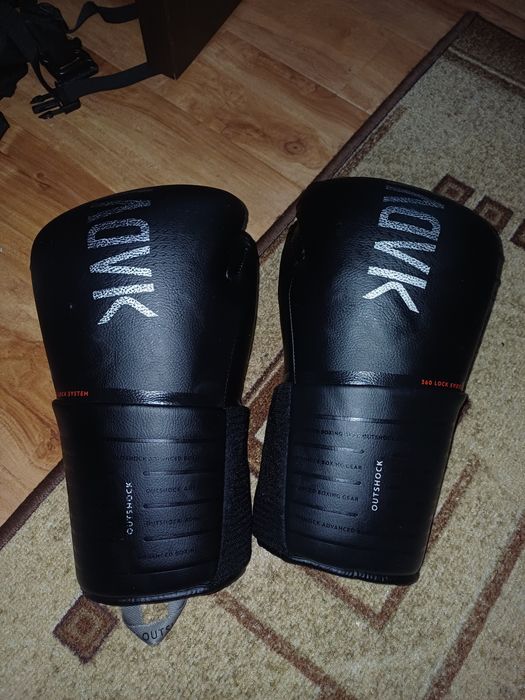 Mănuși box/kickbox de antrenament outshock mărimea 16 oz