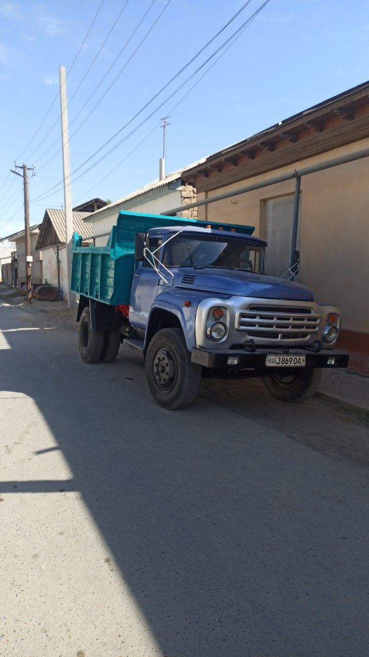Zil 130 yaxshi xolatda