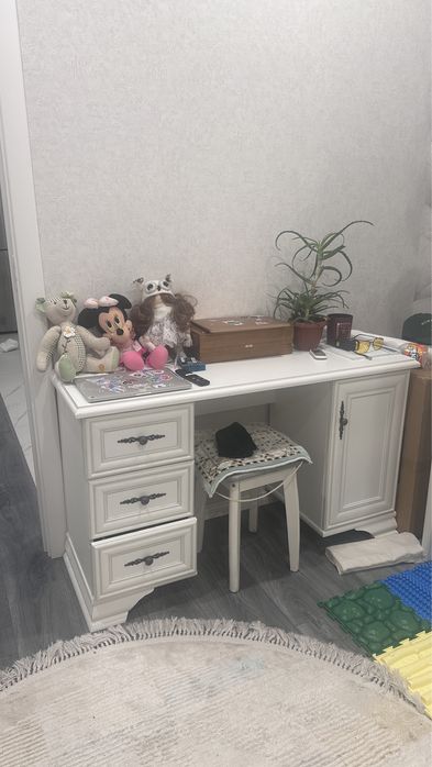 Туалетный столик