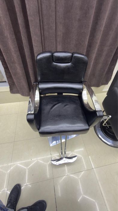 Бръснарски столове