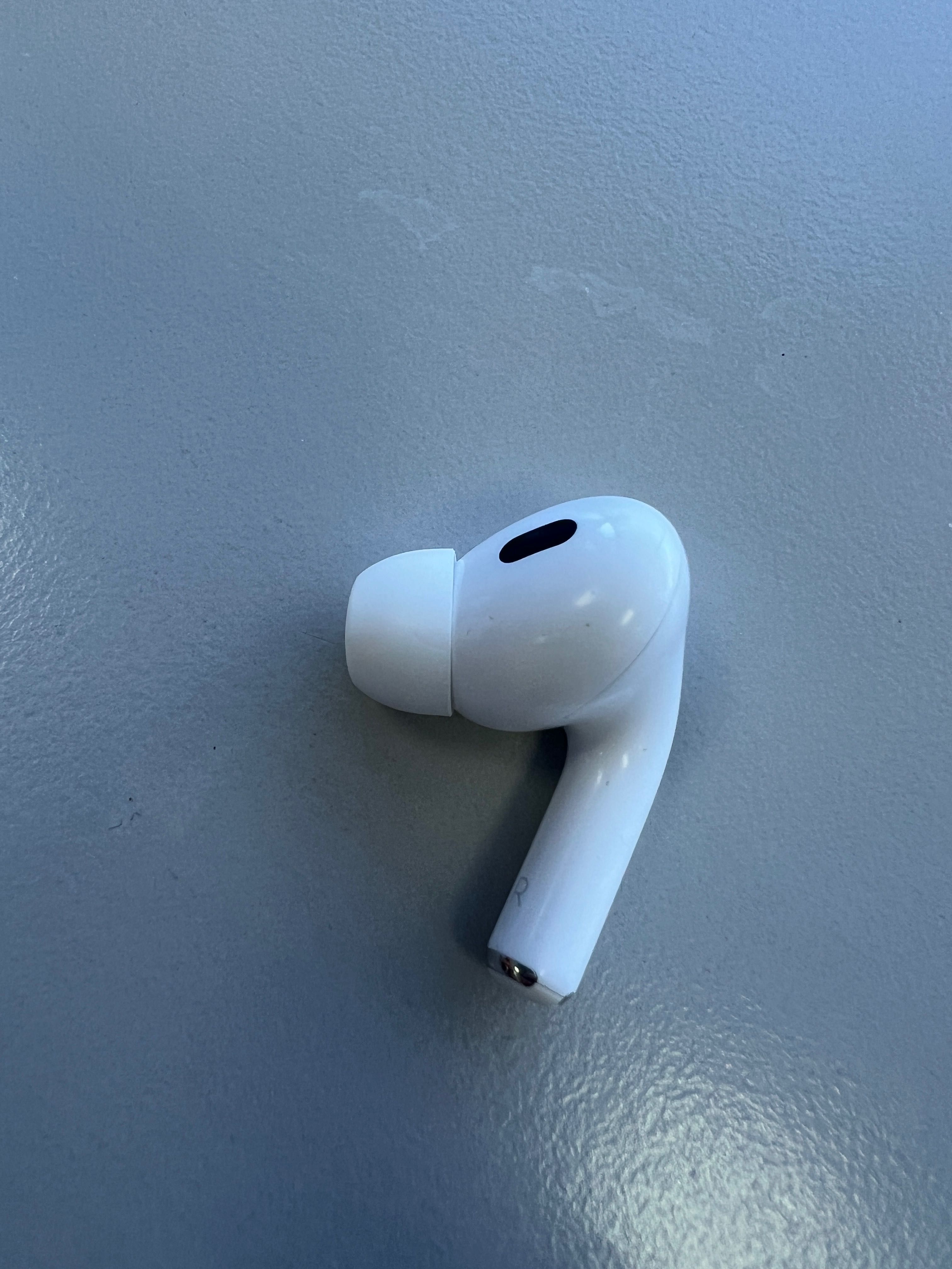 Продается наушники Air Pods Оригинал