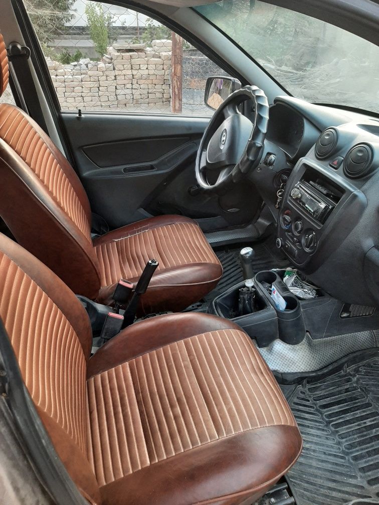 Lada granta Sotiladi