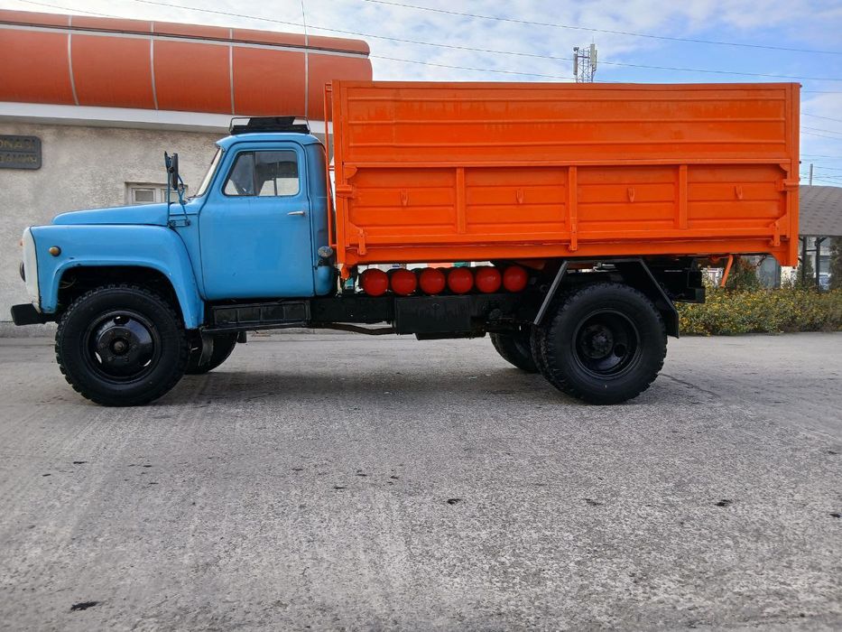 Gaz 53 samansval sotiladi