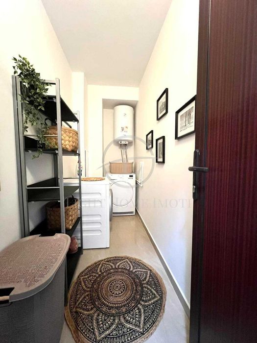 Продава се Тристаен апартамент в Пловдив, Център - 95 кв.м за 2053 €/кв.м - Снимка #8
