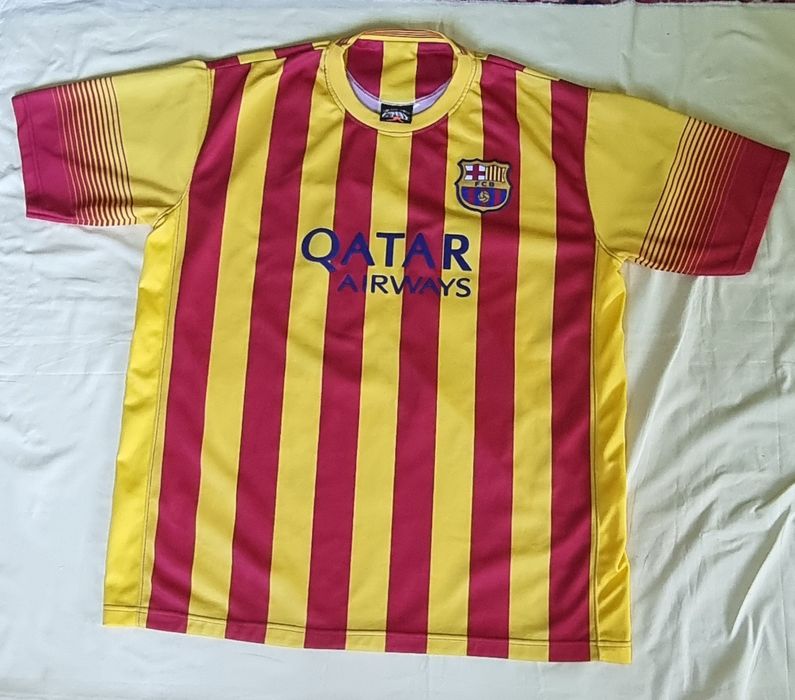 Tricou de fotbal FC Barcelona xl,nou