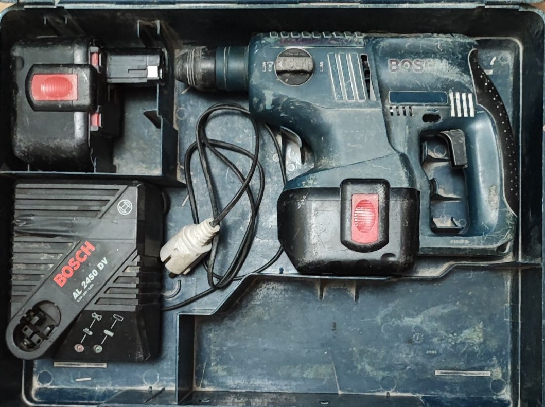 Къртач бормашина перфоратор BOSCH GBH 4-32 Makita Hilti