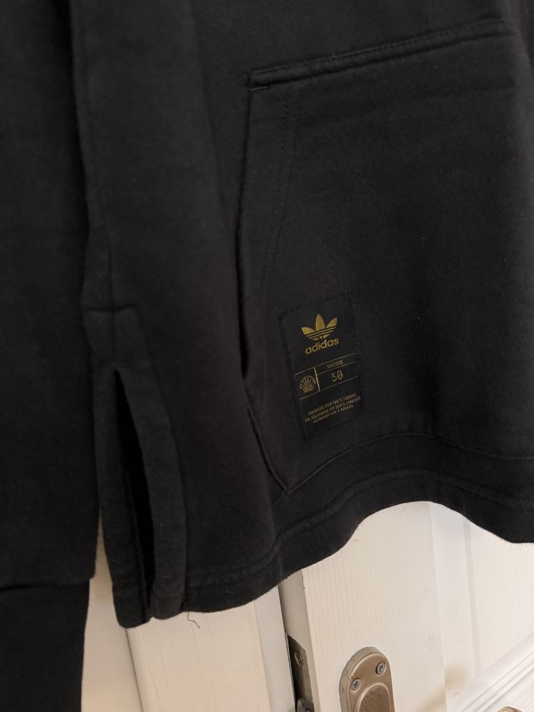 Adidas дамски най-различни блузи/горнища (S/M рр)