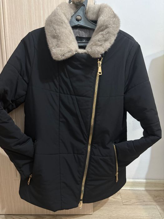 Продам куртку зимнюю