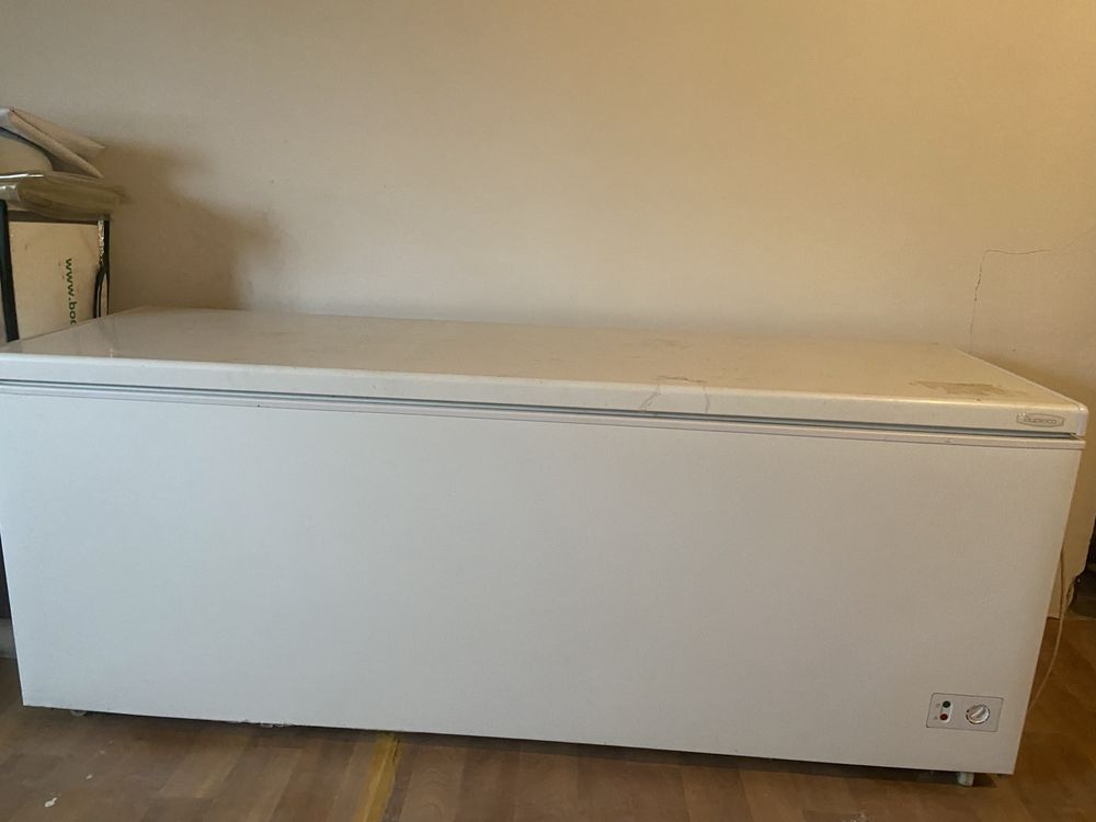 Морозильник 600л